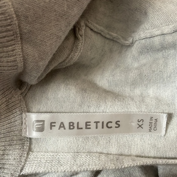 Fabletics Open Back Sweater - Picture 5 of 5